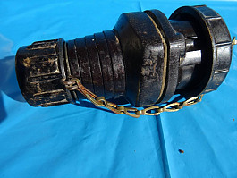 Zásuvka a zástrčka pro polní elektrické vedení WH II. sv. válka