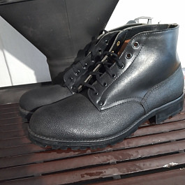 RETRO pracovní boty fáračky nové nenošené velikost 43