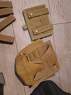 Airsoft přebytky pouzdra sumky mapník popruh a jiné