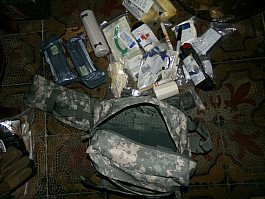 US Army lékárna CAT zdravotnicé věci  TC3 UCP ACU Mountaineer RECON LCC U.S. Army