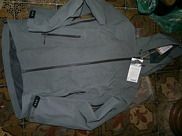 EBERLESTOCK TRINITY PEAK JACKET Phantom grey BUNDA