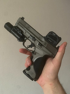 destička pro S&W M&P 2.0 FORWARD CONTROLS DESIGN pro kolimátory typu Aimpoint Acro Steiner MPS, atd.