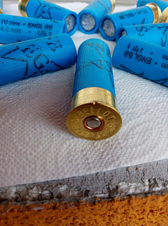 Brokový náboj ráže 16/65 brok 4mm do kat „D“