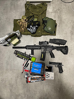 Prodám airsoft výbavu Specna Arms SA-H02, WE HI-CAPA
