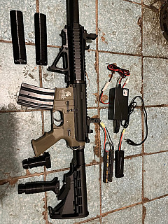 Airsoft puska M4 / AR15 nesmrtelná