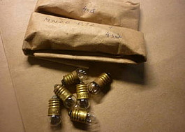 Žárovka MN26-0.12-1