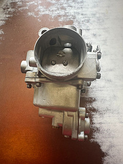 Ford MUTT karburátor 