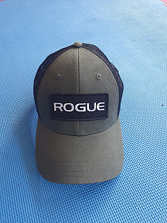 Kšiltovka ROGUE