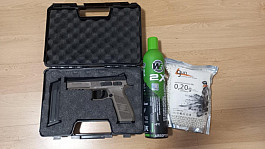 Airsoftová pistole CZ P-09 DT FDE, kovový závěr, plyn, blowback + kufr