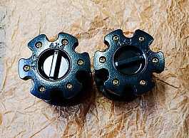 Gaz 69, Uaz - odpojovače přední poloosy