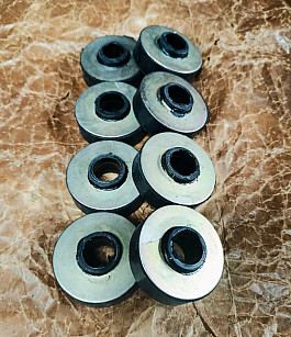 Gaz 69 - silentbloky přídavné převodovky - NOVÉ