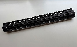 PLOVOUCÍ PŘEDPAŽBÍ M-LOK 16”