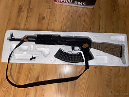 Airsoft Ak-47 včetně vybavení