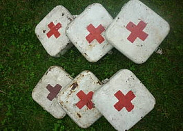 Použité lékárničky pro tanky.