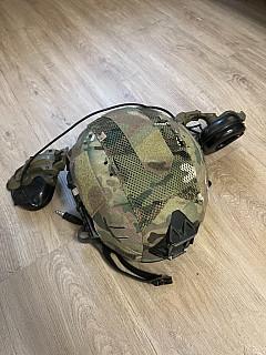 Kopie Team Wendy Exfil se sluchátky Earmor