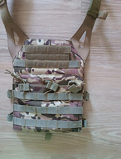 Taktická vesta/nosič plátů