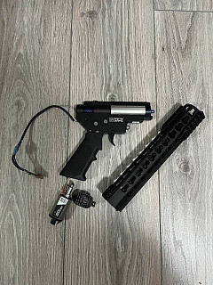 Vnitřní a vnější díly z SA-F02 FLEX, mosfet Gate X-ASR