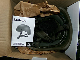 Balistická helma BW PARA vysadkář SCHUBERTH 828 TACTICAL CUT 