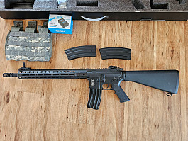 M4 útočná puška SA-A90