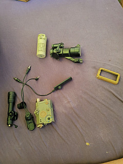 Predám doplnky na airsoft 