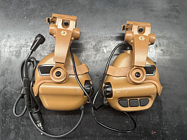 EARMOR M32X + MOUNT M16C