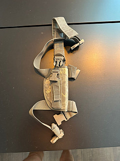 Stehenní pouzdro na pistoli US Army UCP 