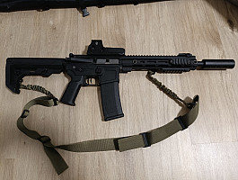 Prodám airsoftovou repliku M4 Carbine 