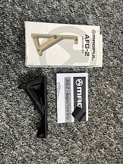 Magpul AFG2 Přední úhlová rukojeť