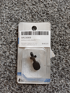 Odjišťovač závěru M4/M16