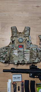 Airsoftová zbraň SR16-E3+ výbava 