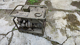 elektrocentrála 45V výstup, 2t. benzin. r.v.1960 plus vysílačka
