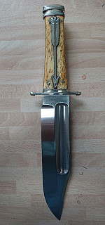 ŠVÉDSKÝ LOVECKÝ NŮŽ 