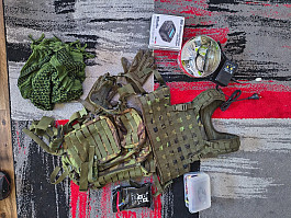 Zbavují se vybavení na airsoft 