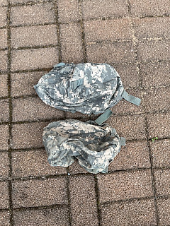 Potahy na helmu - UCP