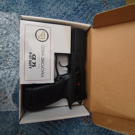 CZ 75 duty CO2