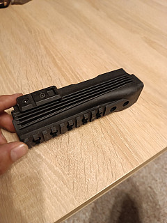 RIS předpažbí pro AK