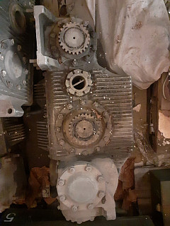 Rozdělovací převodovka pro nápravu VT-55