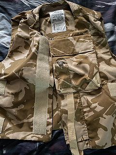 Cvičná vesta britské armády DPM desert