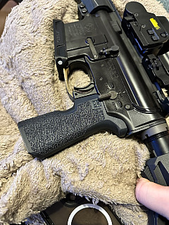 DFCO Kung Fu grip pro AR-15/M4 – rukojeť