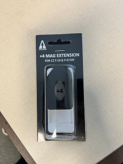 ASCALON ARMS botka zásobníku +4 pro CZ P-10