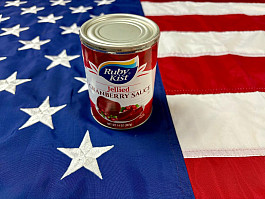 US Army doplňek z MRE - Ruby Kist Jellied Cranberry Sauce