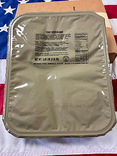 US ARMY MRE 18 porcí - Potravinová dávka - Turkey Cutlets in Gravy