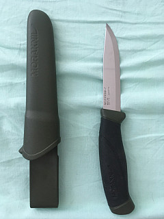 Nůž Morakniv Companion - NOVÝ