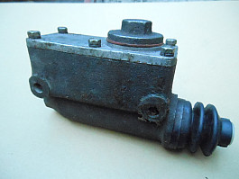 Hlavní brzdový válec Gaz 69, Uaz 469, Gaz M20 Poběda, Gaz M12 ZiM