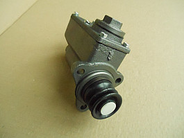 Hlavní brzdový válec Gaz 63, Gaz 51, Gaz 2401 Volha, BRDM, KrAZ 255B