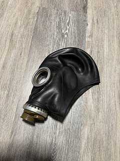 GP-5 černá plynová maska