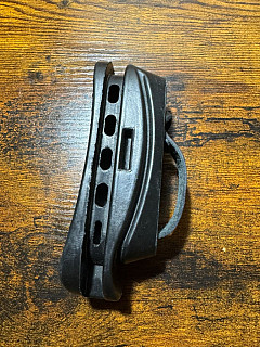 AK - botka na pažbu