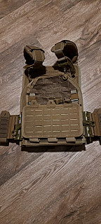 Plate carrier Yakeda Coyote