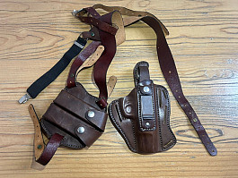 Podpažní pouzdro LOBO CZ75 CZ85 a další s pouzdrem na zásobníky