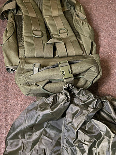 Batoh MFH Recon I / 15L / 27x46x14cm Green